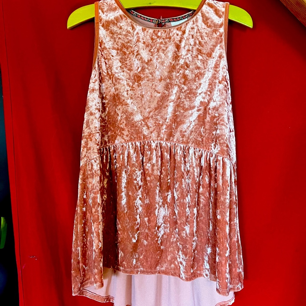 Blush Crushed Velvet Peplum Top Sleeveless Size Medium